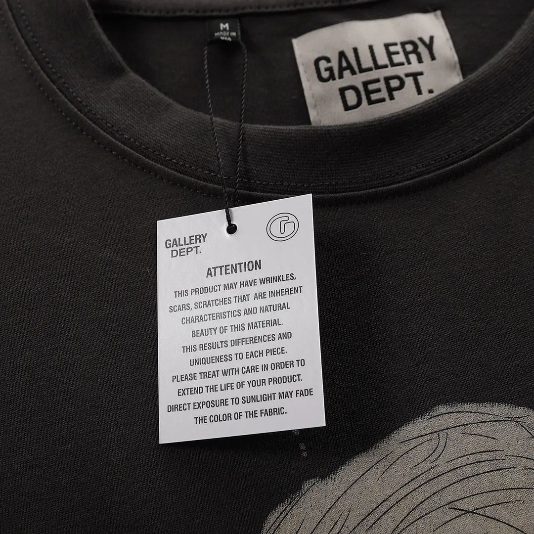 GALLERY. DEPT new short-sleeved T-shirt Style number: D2356 P116 Color: Black Size: S M L XL